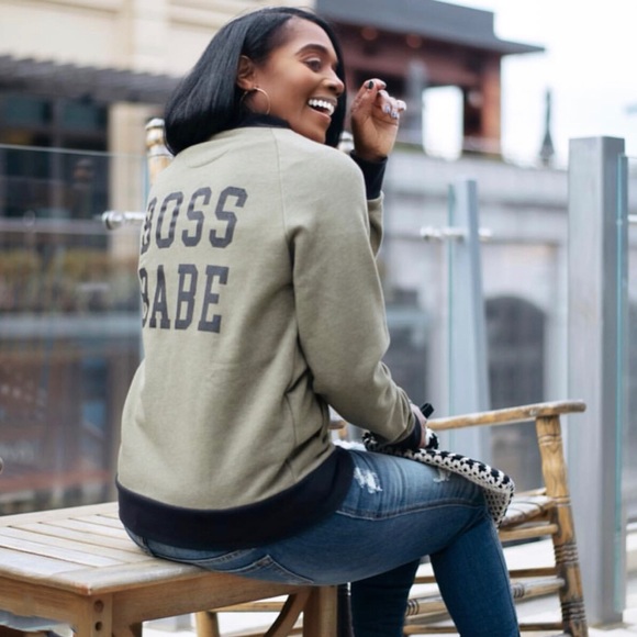 Vici Boss Babe Green Long Sleeve Crewneck Full Zip Jacket Size Small - Picture 1 of 11